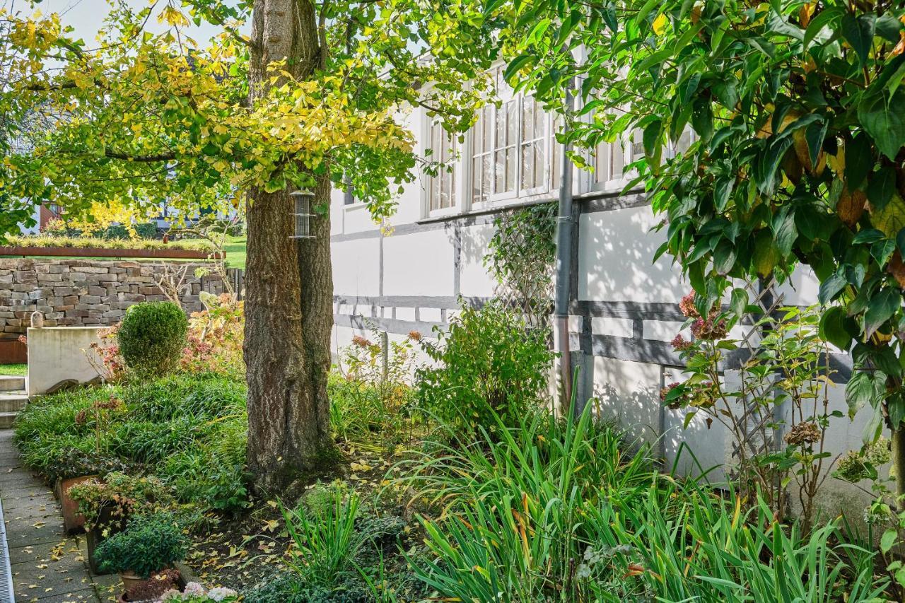 Ferienwohnung Im Fachwerkhof 'Haus In Bewegung' Seelscheid Bagian luar foto